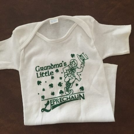 baby-t-shirt-grandmas-little-leprechaun