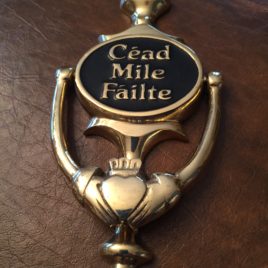 Cead Mile Failte Brass Door Knocker-Black 7.5″