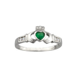 S2594 – Sterling Silver Claddagh Synthetic Emerald /CZ Shoulders